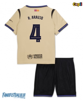 Barcelona Ronald Araujo #4 Echipament de Fotbal Replică 2025-26 Copii Deplasare (+ Șorturi)